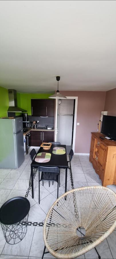 Gites De L'Archange Courtils Екстер'єр фото